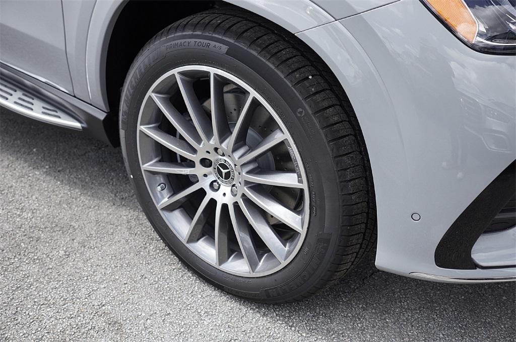 new 2026 Mercedes-Benz GLE 450 car, priced at $78,181