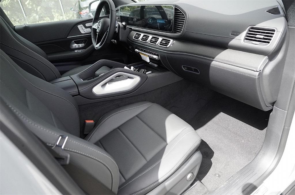 new 2026 Mercedes-Benz GLE 450 car, priced at $78,181