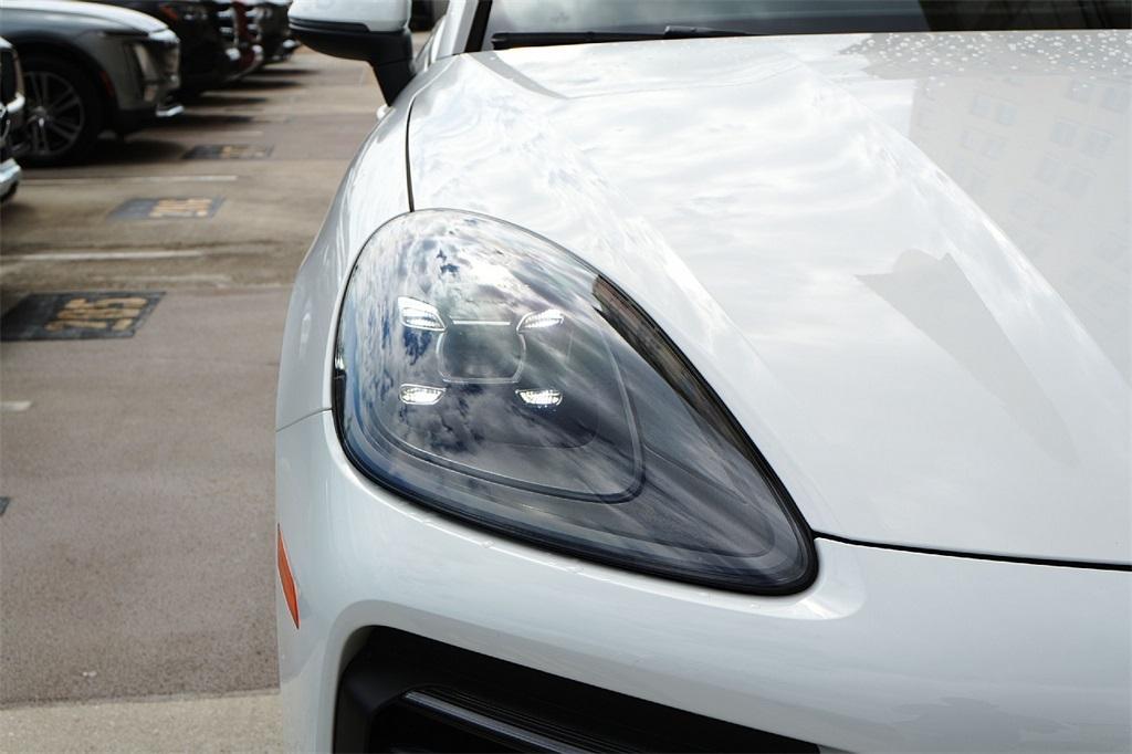 used 2019 Porsche Cayenne car, priced at $39,995