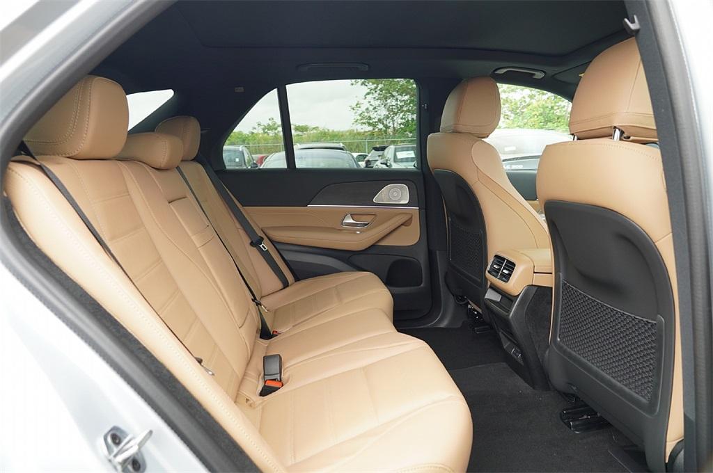 new 2025 Mercedes-Benz GLE 350 car, priced at $67,241