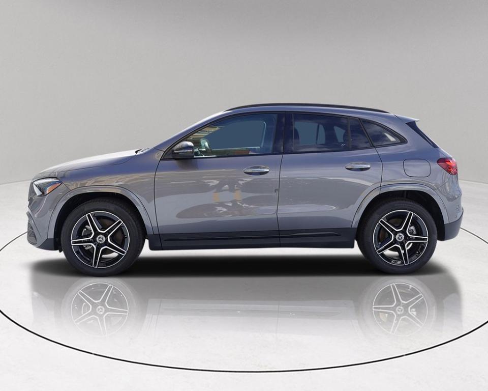 new 2025 Mercedes-Benz GLA 250 car, priced at $55,010