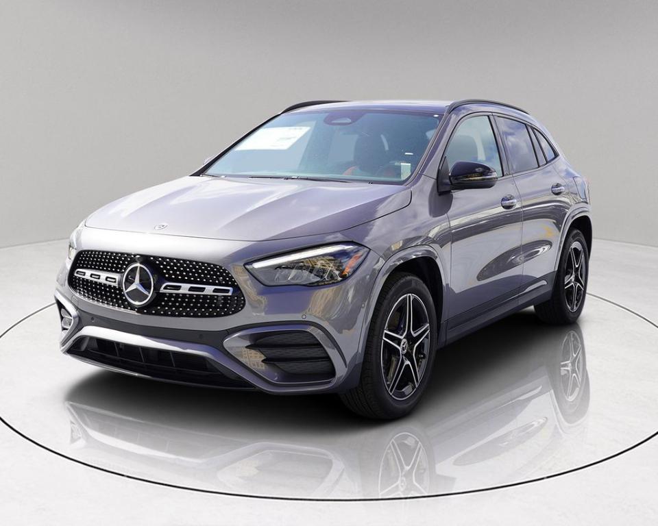 new 2025 Mercedes-Benz GLA 250 car, priced at $55,010