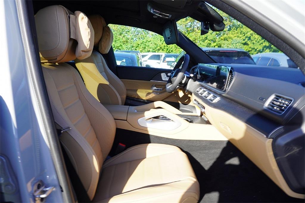 new 2026 Mercedes-Benz GLS 580 car, priced at $116,722