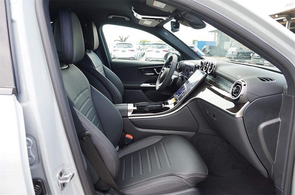new 2026 Mercedes-Benz GLC 300 car, priced at $54,123