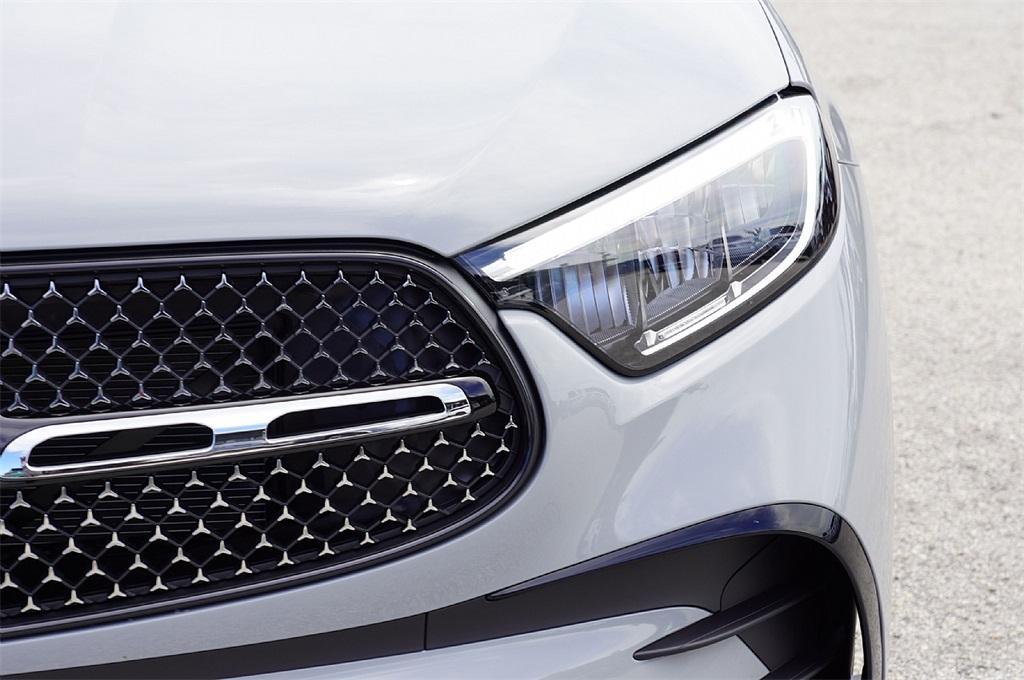 new 2026 Mercedes-Benz GLC 300 car, priced at $54,123
