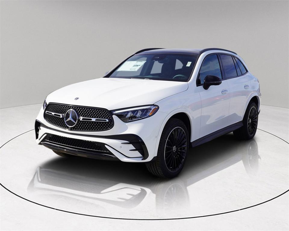 new 2025 Mercedes-Benz GLC 300 car, priced at $59,385