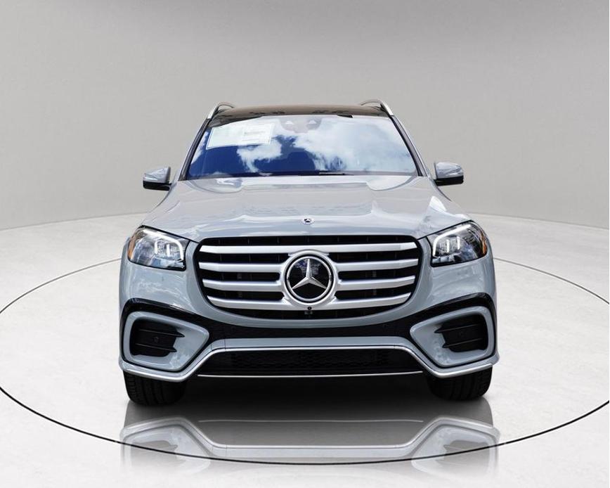 new 2025 Mercedes-Benz GLS 450 car, priced at $93,493