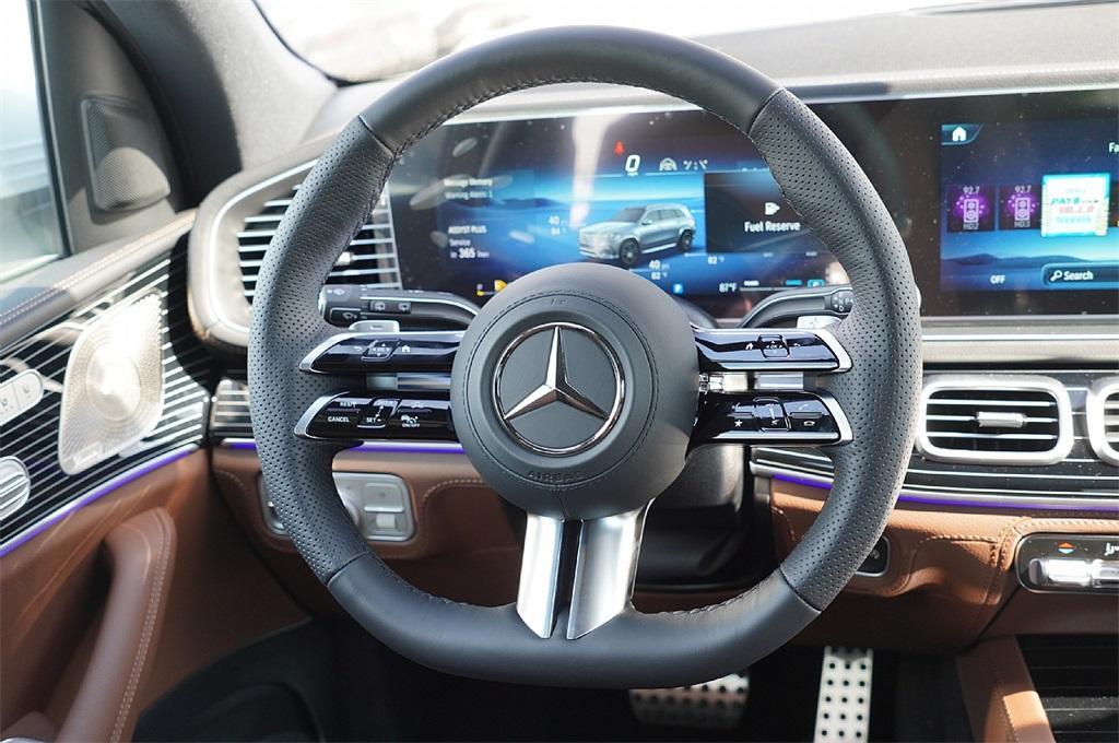 new 2025 Mercedes-Benz GLS 450 car, priced at $93,604