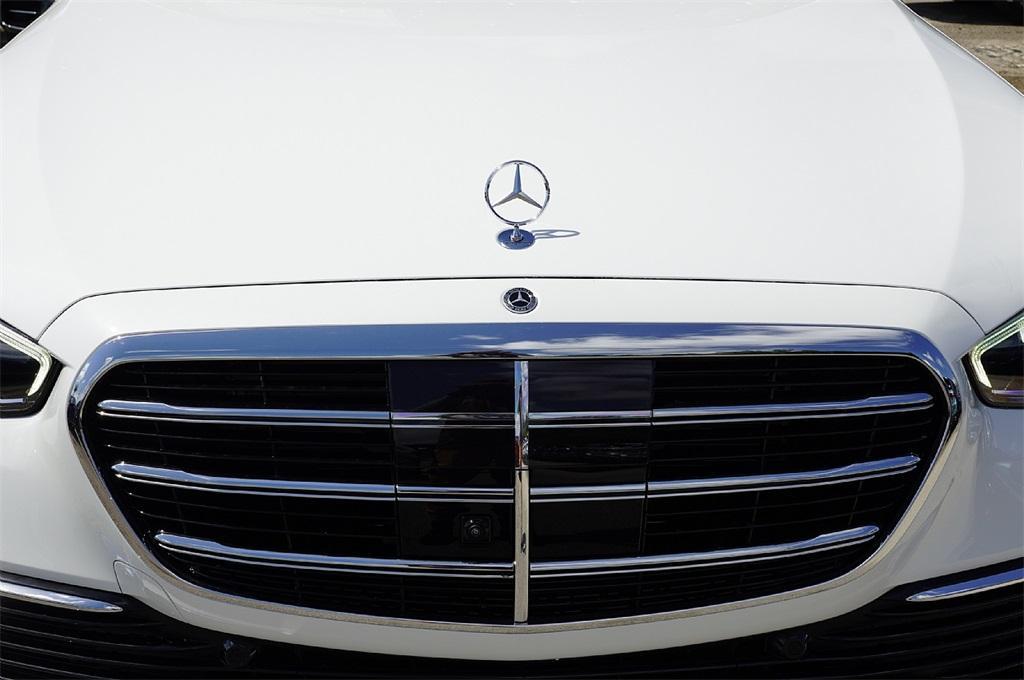 new 2025 Mercedes-Benz S-Class car, priced at $132,751