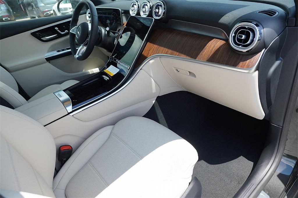 new 2025 Mercedes-Benz GLC 300 car, priced at $52,639