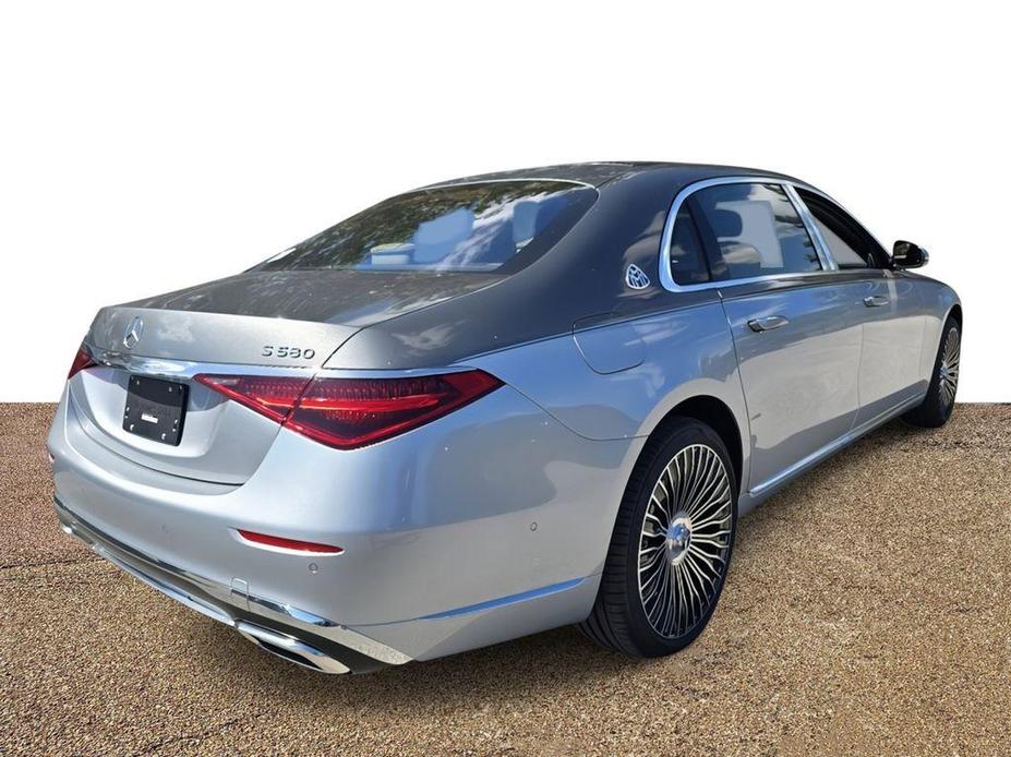 new 2024 Mercedes-Benz Maybach S 680 car, priced at $273,290