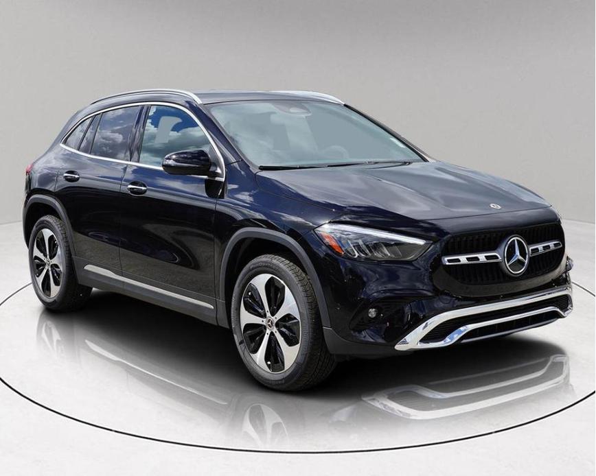 new 2025 Mercedes-Benz GLA 250 car, priced at $46,116