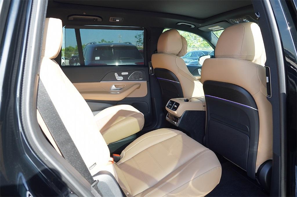 new 2025 Mercedes-Benz GLS 580 car, priced at $112,978