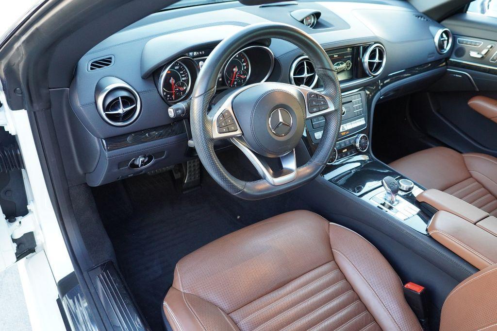 used 2020 Mercedes-Benz SL 550 car, priced at $79,400