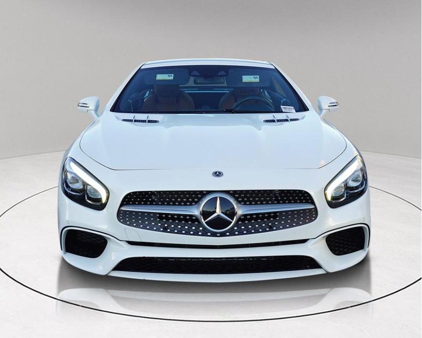 used 2020 Mercedes-Benz SL 550 car, priced at $79,400