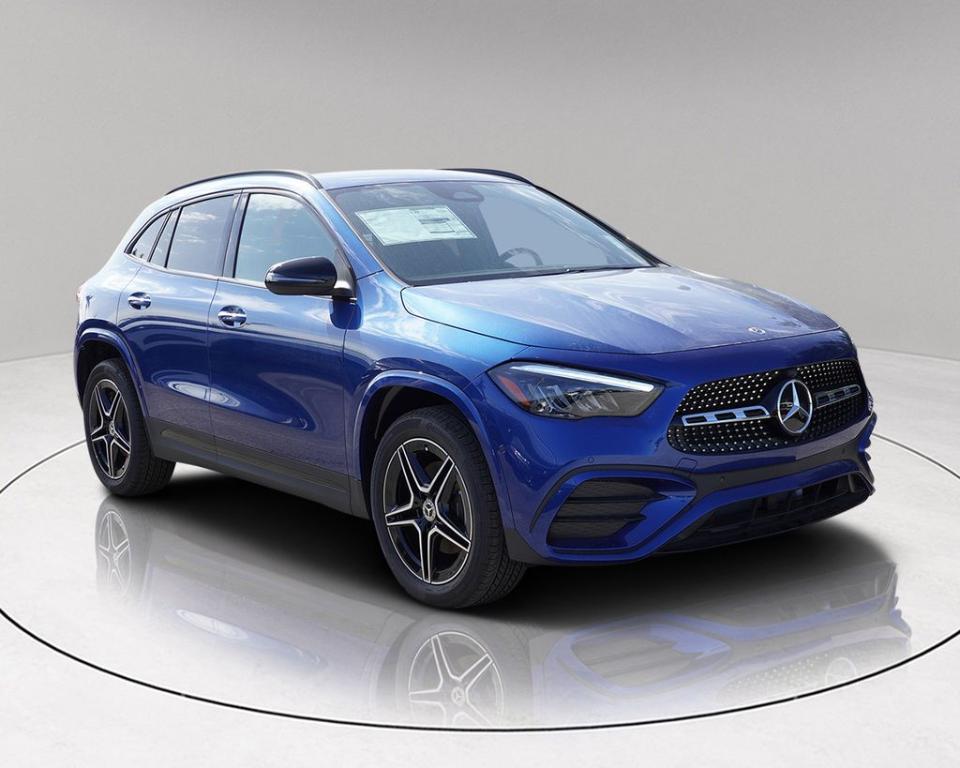 new 2025 Mercedes-Benz GLA 250 car, priced at $48,865