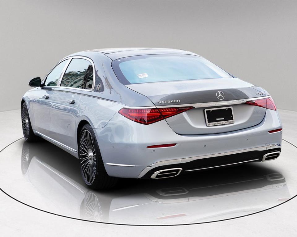 new 2024 Mercedes-Benz Maybach S 580 car, priced at $225,550