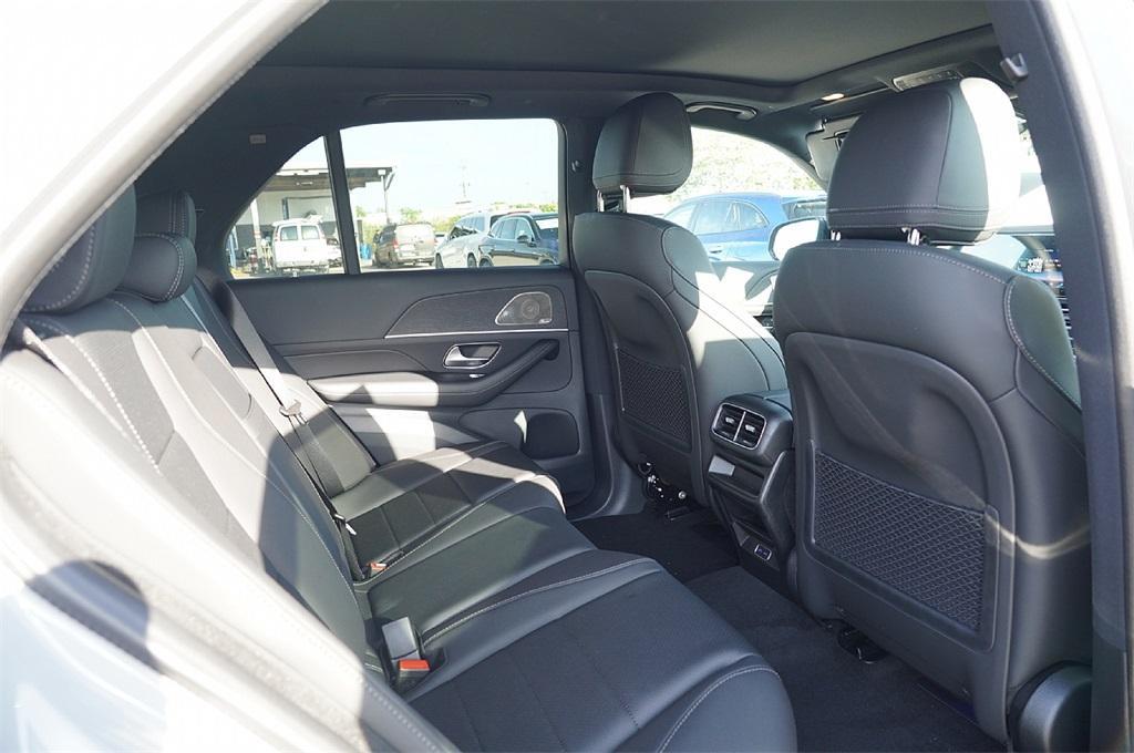 new 2025 Mercedes-Benz GLE 350 car, priced at $68,564
