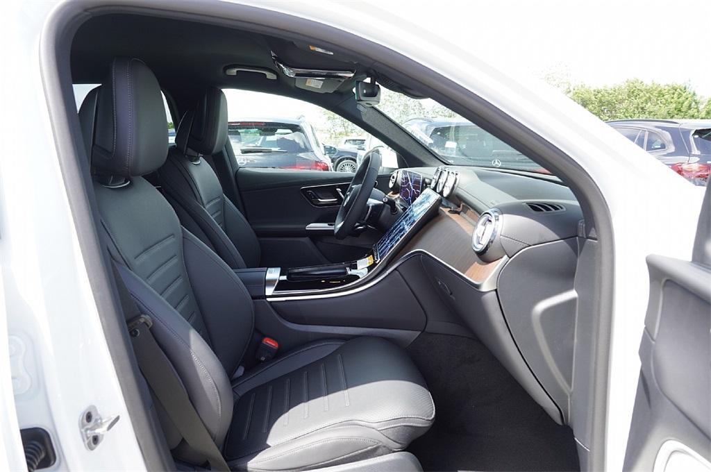 new 2025 Mercedes-Benz GLC 350e car, priced at $65,434