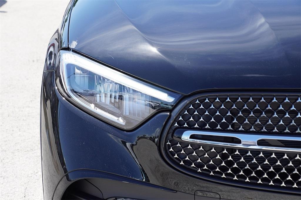 new 2026 Mercedes-Benz GLC 300 car, priced at $54,374