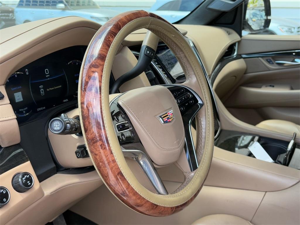 used 2020 Cadillac Escalade car, priced at $49,426