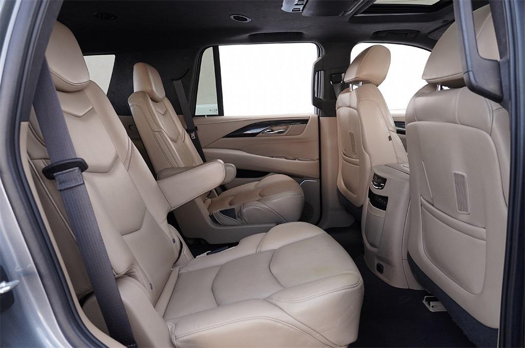 used 2020 Cadillac Escalade car, priced at $49,995