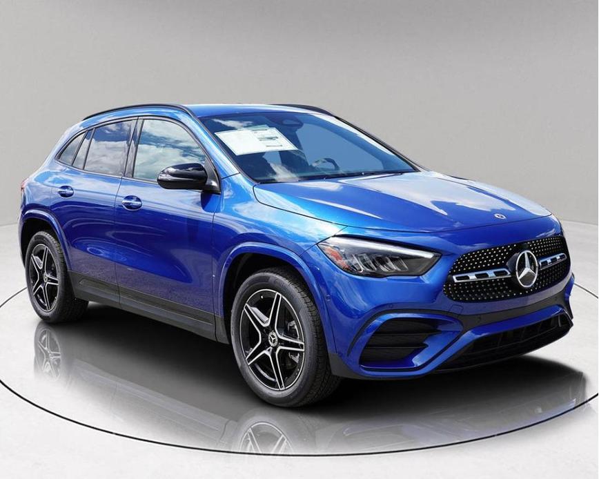 new 2025 Mercedes-Benz GLA 250 car, priced at $44,107