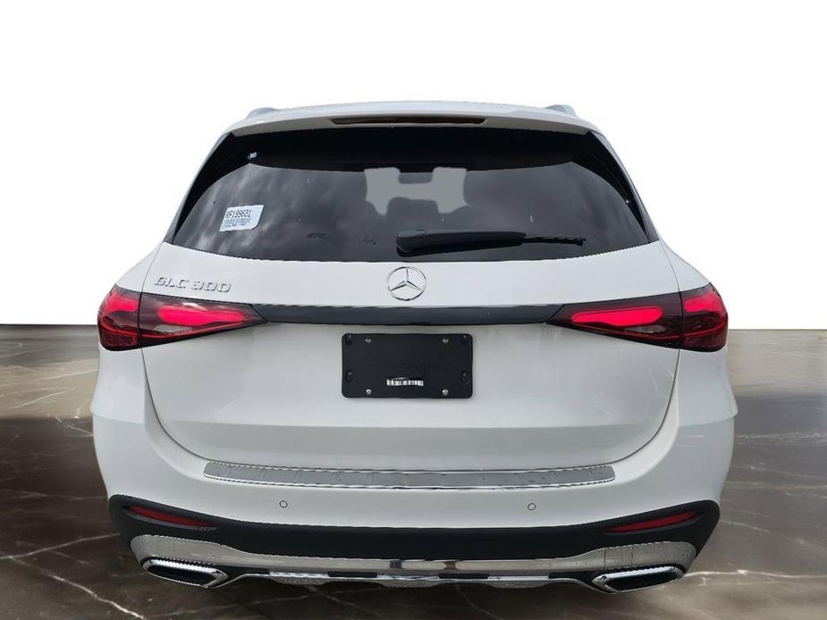 new 2024 Mercedes-Benz GLC 300 car, priced at $54,262