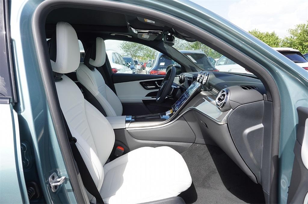 new 2025 Mercedes-Benz GLC 350e car, priced at $64,184
