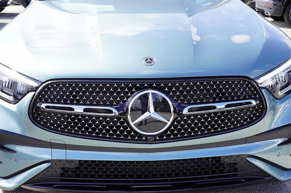 new 2025 Mercedes-Benz GLC 350e car, priced at $64,184