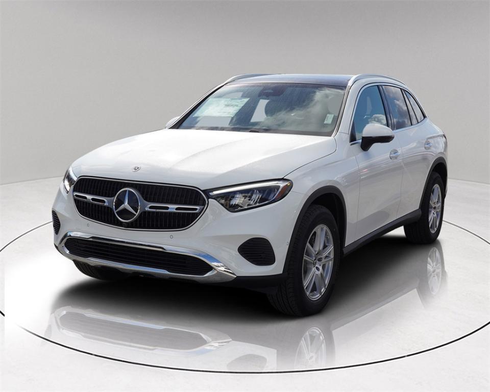 new 2025 Mercedes-Benz GLC 300 car, priced at $52,385