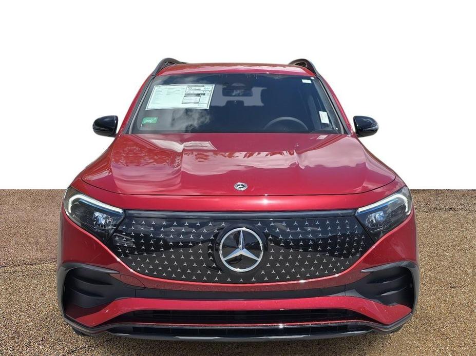 new 2024 Mercedes-Benz EQB 250 car, priced at $57,848