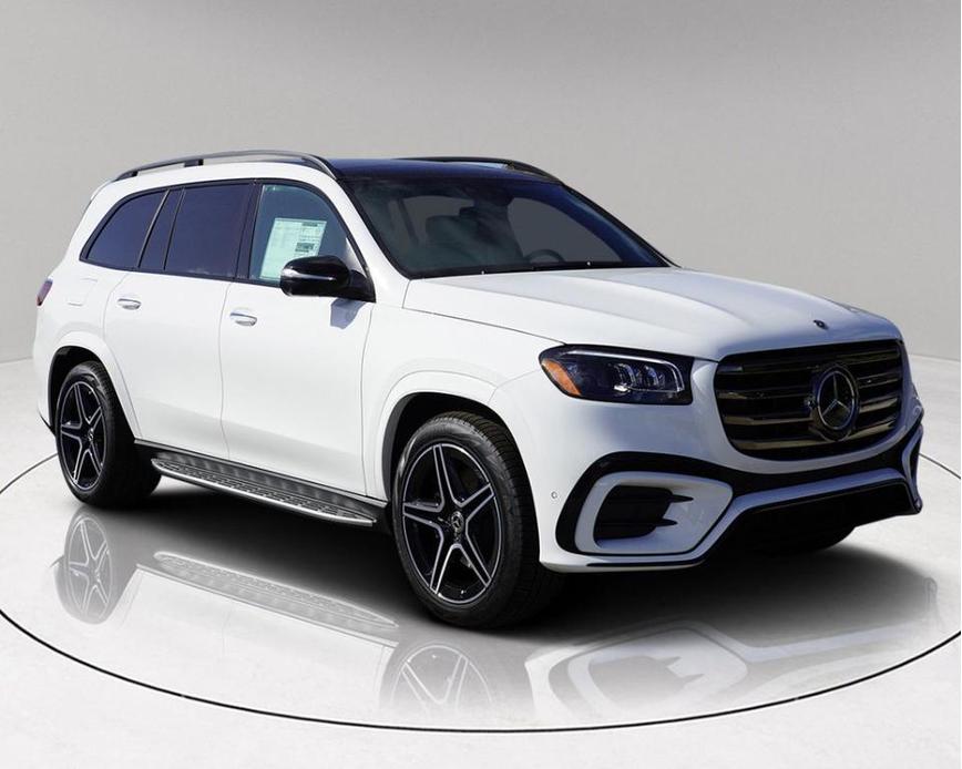 new 2025 Mercedes-Benz GLS 450 car, priced at $89,860