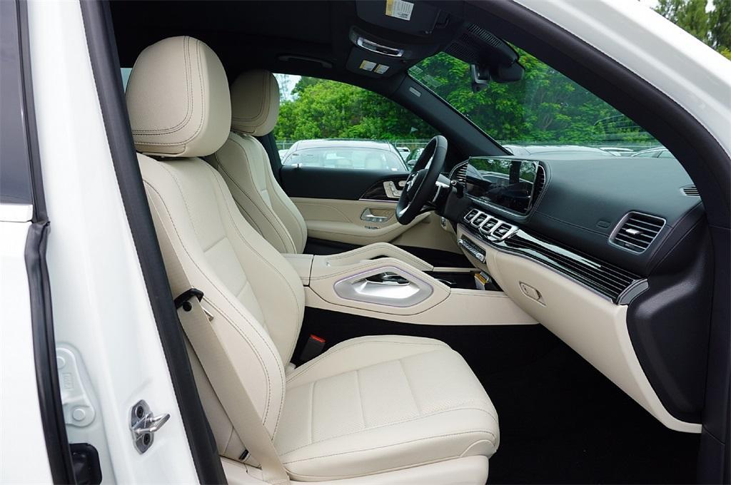 new 2026 Mercedes-Benz GLS 450 car, priced at $102,125