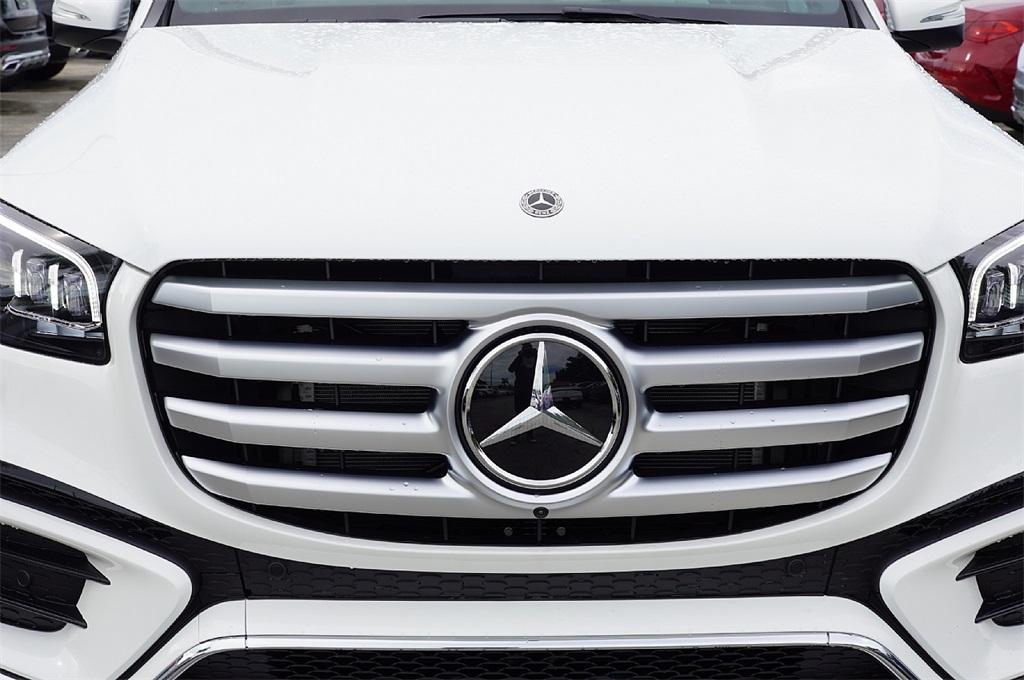 new 2026 Mercedes-Benz GLS 450 car, priced at $102,125