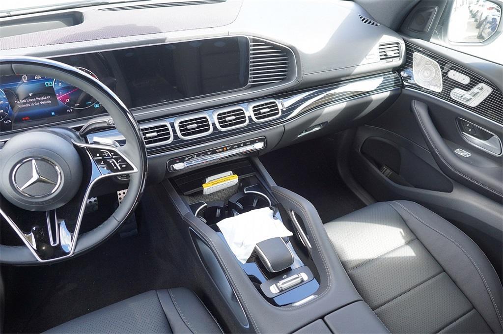 new 2026 Mercedes-Benz GLS 450 car, priced at $93,796