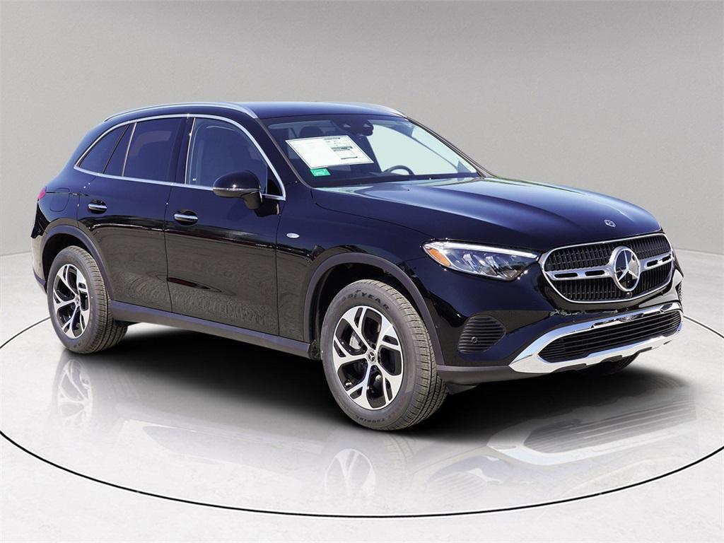 new 2025 Mercedes-Benz GLC 350e car, priced at $58,654