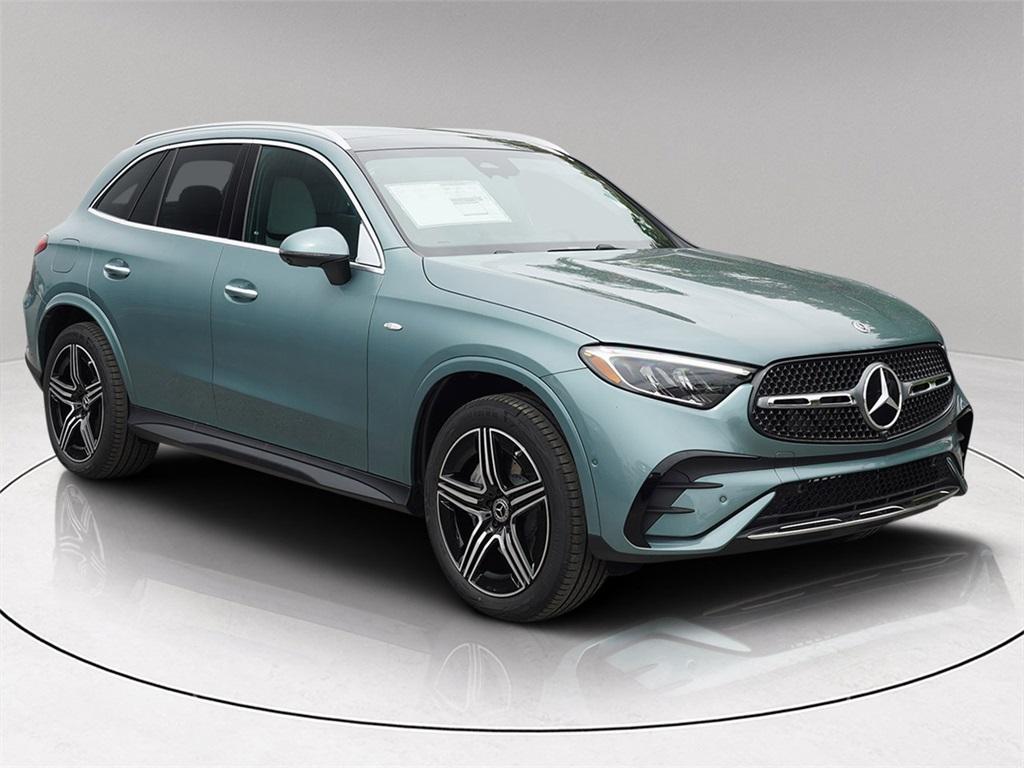 new 2025 Mercedes-Benz GLC 350e car, priced at $63,707