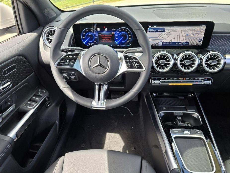 new 2024 Mercedes-Benz EQB 250 car, priced at $57,371