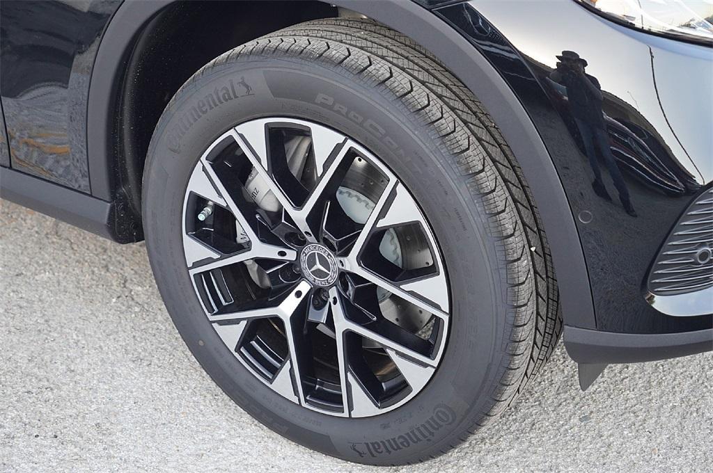 new 2025 Mercedes-Benz GLC 350e car, priced at $59,790