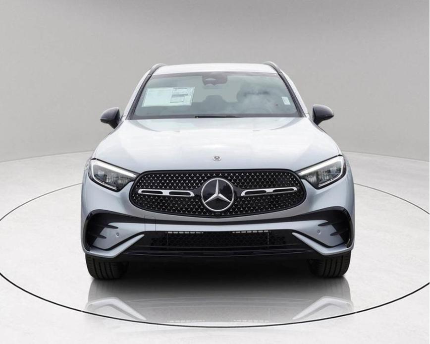 new 2025 Mercedes-Benz GLC 300 car, priced at $54,209