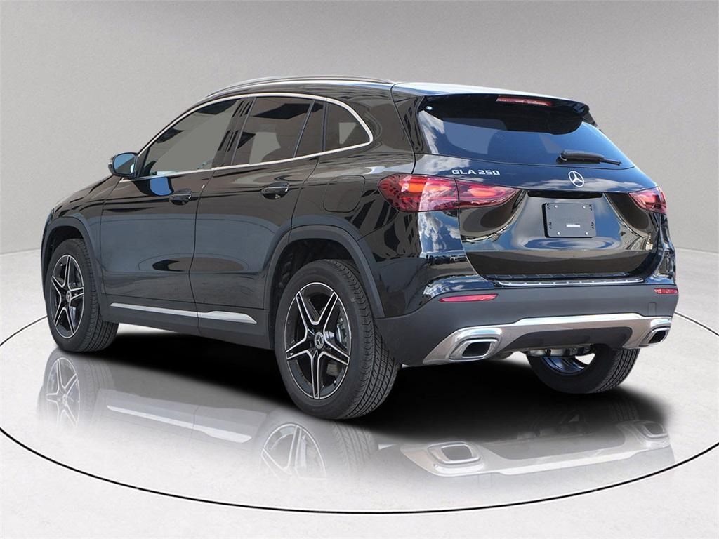 new 2026 Mercedes-Benz GLA 250 car, priced at $39,160