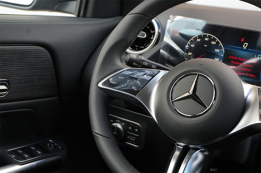 new 2026 Mercedes-Benz GLA 250 car, priced at $39,160