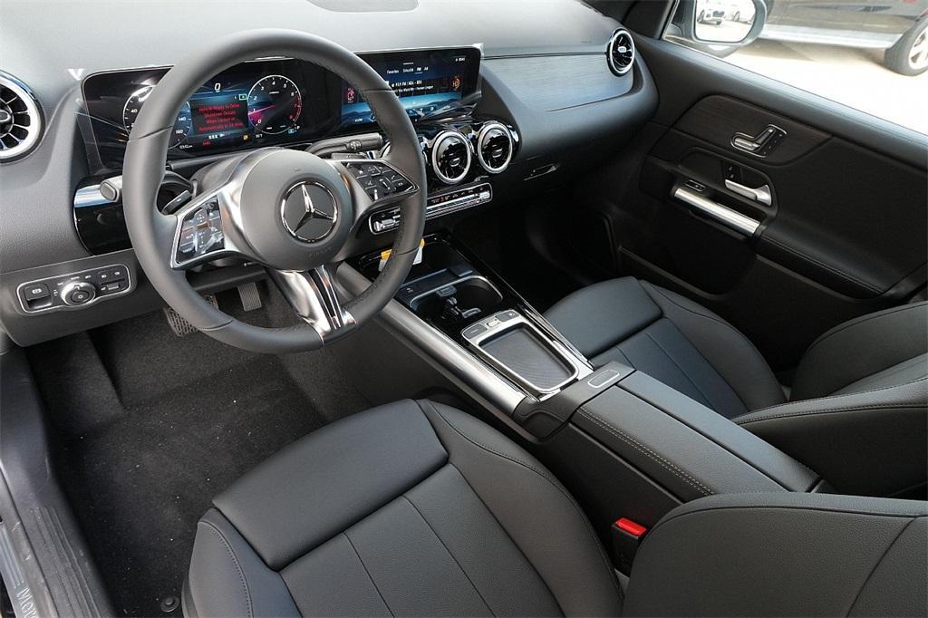 new 2026 Mercedes-Benz GLA 250 car, priced at $39,160