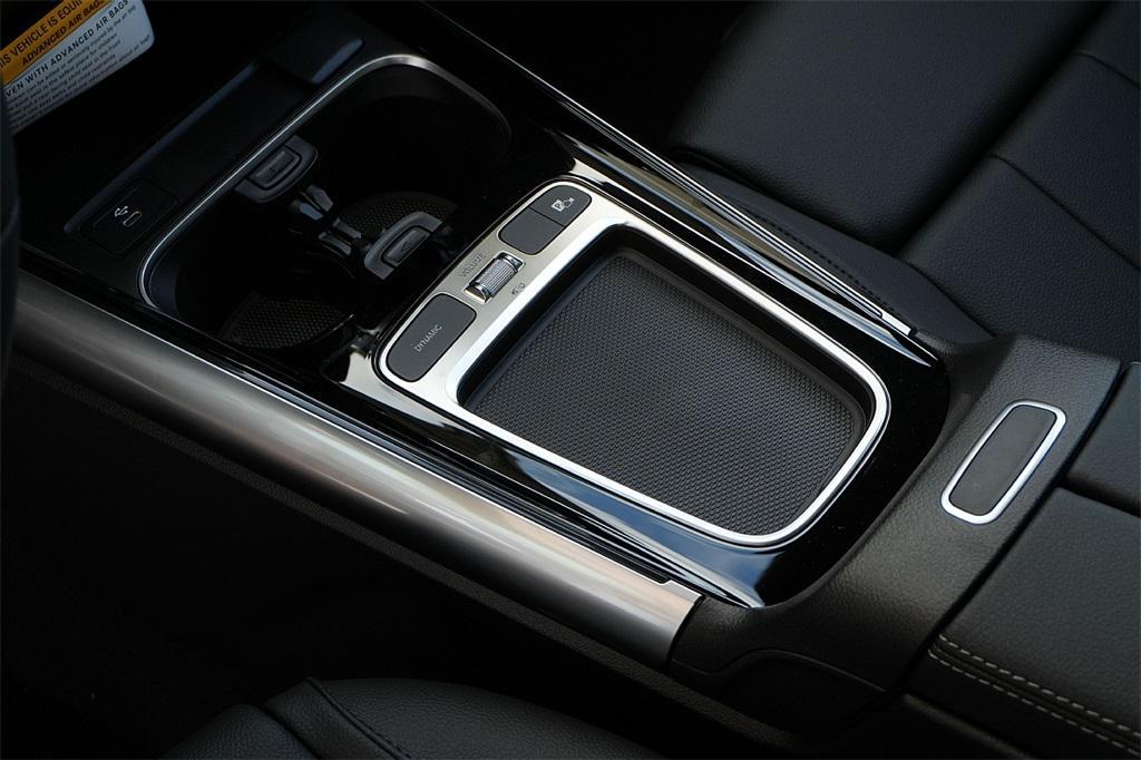 new 2026 Mercedes-Benz GLA 250 car, priced at $39,160