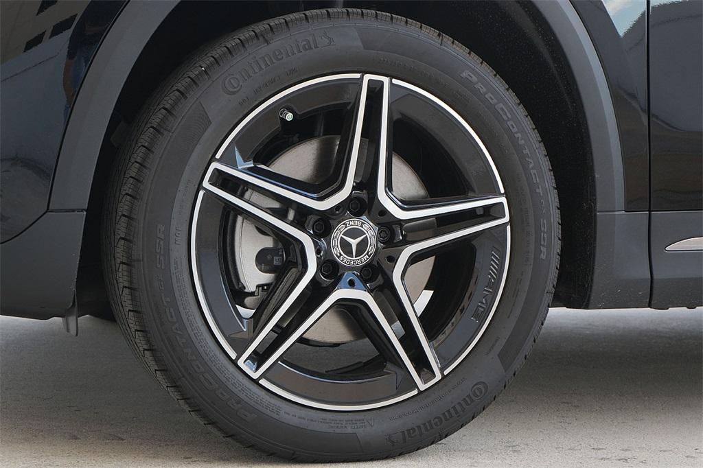 new 2026 Mercedes-Benz GLA 250 car, priced at $39,160