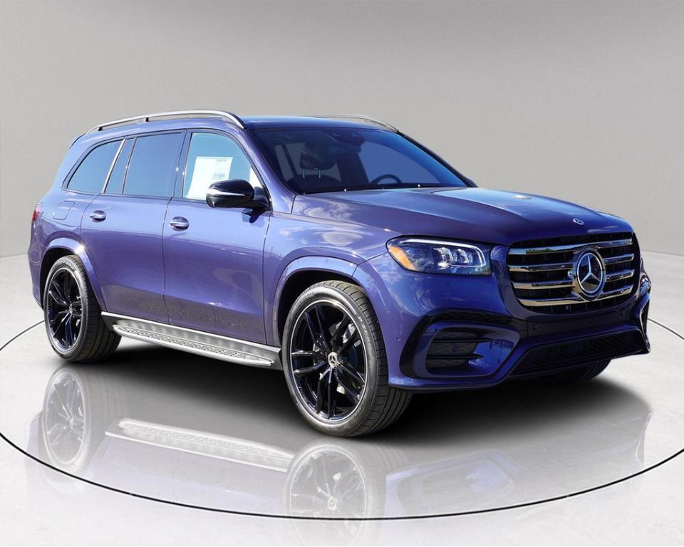 new 2025 Mercedes-Benz GLS 450 car, priced at $100,980