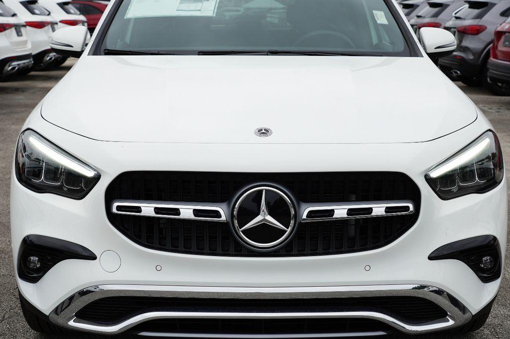 new 2025 Mercedes-Benz GLA 250 car, priced at $44,774