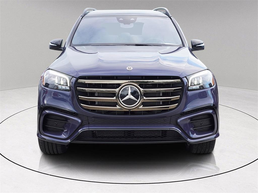 new 2025 Mercedes-Benz GLS 580 car, priced at $112,505
