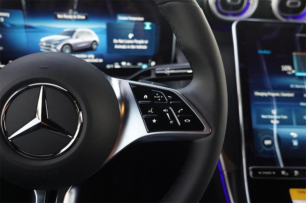 new 2025 Mercedes-Benz GLC 350e car, priced at $62,199